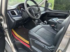 Dongfeng Lingzhi New Energy 460km Passenger Version Prestigious Edition 7-seater - фото 6