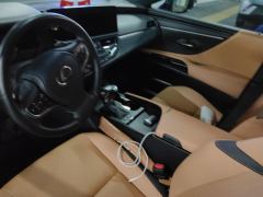 Lexus ES 200 Excellence Edition - ფოტო 16