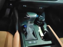 Lexus ES 200 Excellence Edition - ფოტო 19