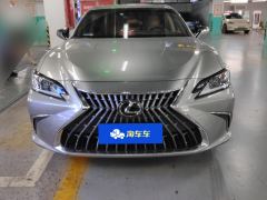 Lexus ES 200 Excellence Edition - ფოტო 3