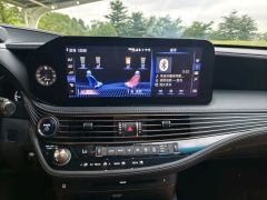 Lexus LS 500h Luxury - ფოტო 16