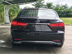 Lexus LS 500h Luxury - ფოტო 6