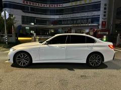 BMW 3 Series 325i M Sport Package - ფოტო 3