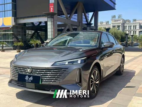 2025 Changan Eado PHEV Chang 'an Ease Movement PHEV Wisdom New Blue Whale 1.5L 145km High-Energy Edition