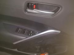 Toyota Frontlander Dual-Engine 2.0L Luxury Edition - ფოტო 13