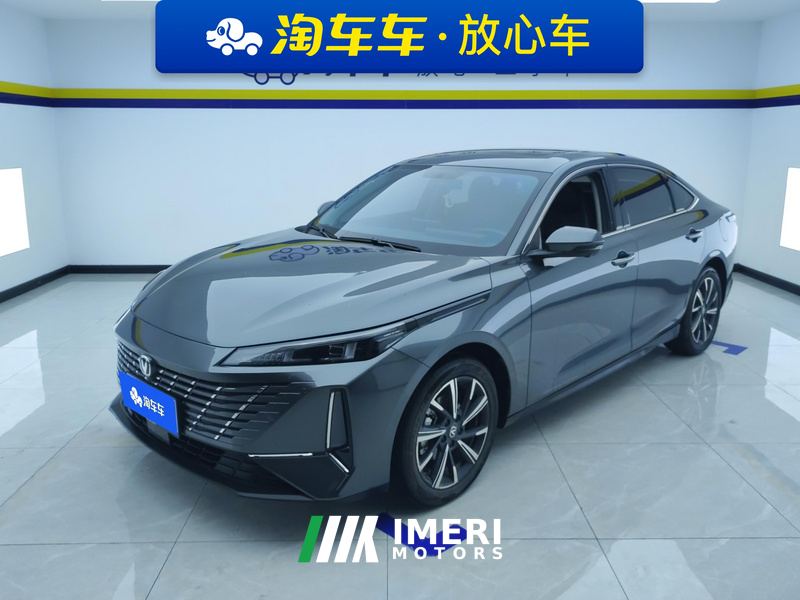 Changan Eado Chang 'an Ease Movement New Blue Whale 1.5T DCT 500Bar Prestigious Edition - автомобиль из Китая