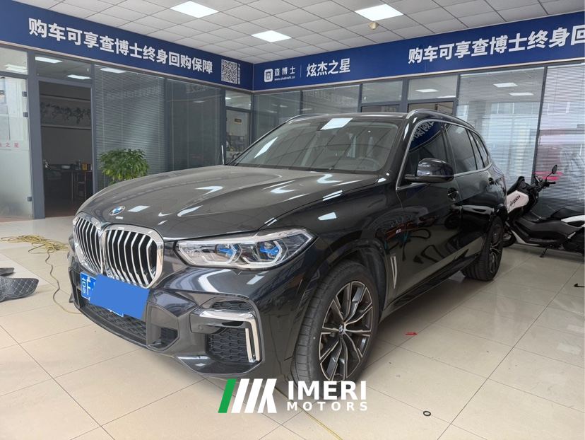 BMW X5 xDrive30Li Deluxe VersionM - ავტომობილი ჩინეთიდან