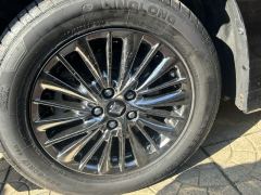 Toyota Vellfire 2.5L HVLuxury Edition - ფოტო 2