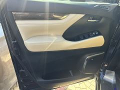 Toyota Vellfire 2.5L HVLuxury Edition - ფოტო 3