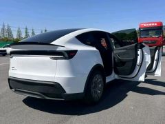 Tesla Model Y 688km Long Range AWD - ფოტო 11