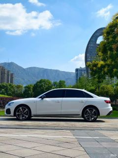 Audi A4L 200 Million Units Joyful Edition 40 TFSI Luxury Dynamic - фото 3