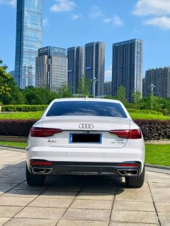 Audi A4L 200 Million Units Joyful Edition 40 TFSI Luxury Dynamic - фото 9