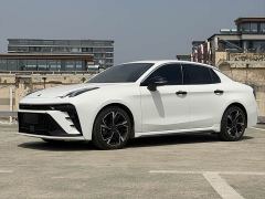 Lynk & Co 03 Edition 1.5T 2WDPlus 5 - фото 1