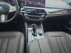 BMW 5 Series Facelift 525Li M Sport Package - фото 19