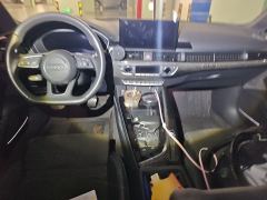 Audi A4L 45 TFSI quattro Dynamic Luxury Edition - ფოტო 5