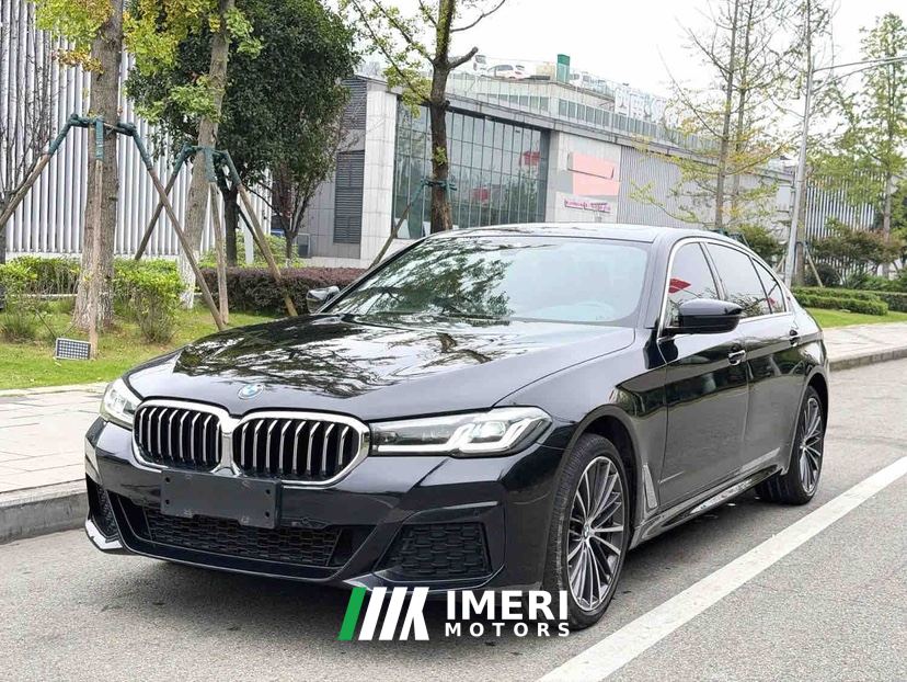 BMW 5 Series Facelift 530Li Luxury Package - ავტომობილი ჩინეთიდან