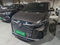 Buick GL8 Land Business Class Smart Edition - ფოტო 1