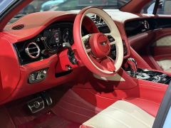 Bentley Bentayga 4.0T V8 Elegance - ფოტო 14