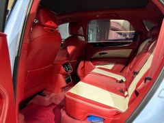 Bentley Bentayga 4.0T V8 Elegance - ფოტო 16