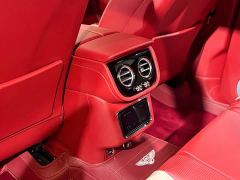 Bentley Bentayga 4.0T V8 Elegance - ფოტო 17