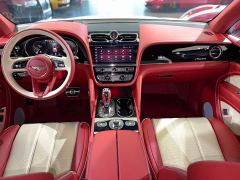 Bentley Bentayga 4.0T V8 Elegance - ფოტო 20