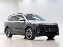AITO M7 1.5T 240km PLUS Edition 6 - фото 3