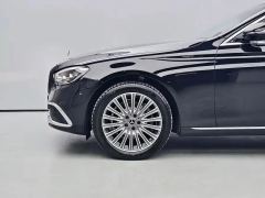 Mercedes-Benz E Class E-Class E 300 L Luxury - фото 4