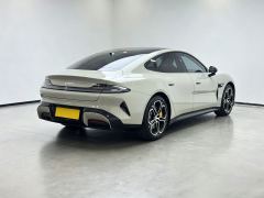 Xiaomi SU7 720km Rear Drive Standard Edition - ფოტო 14