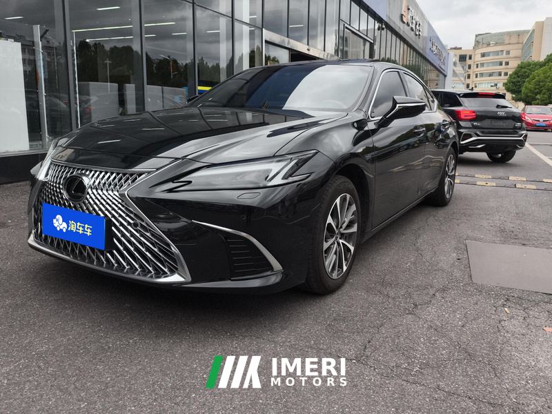 Lexus ES 200 Premium Edition - ავტომობილი ჩინეთიდან