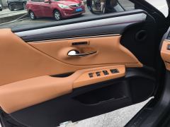 Lexus ES 200 Premium Edition - ფოტო 12
