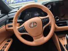 Lexus ES 200 Premium Edition - ფოტო 18