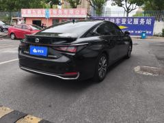 Lexus ES 200 Premium Edition - ფოტო 2