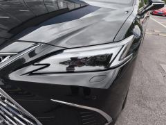 Lexus ES 200 Premium Edition - ფოტო 4