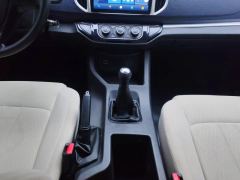 Dongfeng Lingzhi M5 1.6L Practical 7-seater - фото 19