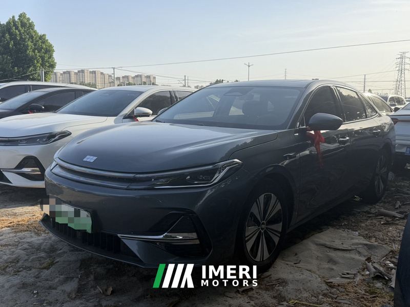 Geely Galaxy A7 EM-i 1.5L 150km Explorer Edition - car from China