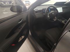 BYD Qin PLUS DM-i Smart Driving Edition 1.5L 55km Leading Edition - фото 12