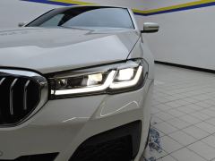 BMW 5 Series Facelift 525Li M Sport Package - фото 4
