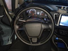 Forthing Lingzhi M5 1.6L Practical 5-seater - photo 18