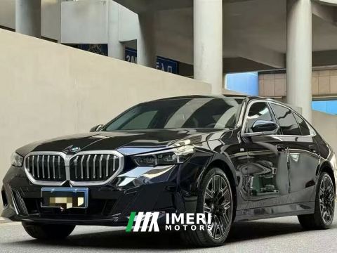 2026 BMW 5 Series 530Li Luxury M Sport Package - автомобиль из Китая