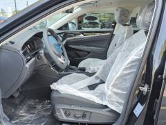 Volkswagen Passat Distinguished Edition 330TSI Elite Edition - ფოტო 4