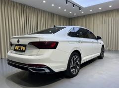 Volkswagen Jetta 200TSI Edition - photo 10