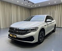 Volkswagen Jetta 200TSI Edition - photo 3