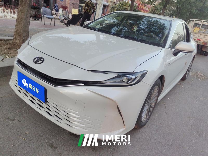 Toyota Camry Dual-Engine 2.0HGVP Luxury Edition