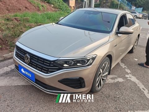 2022 Volkswagen Passat 330TSI Luxury Edition - автомобиль из Китая