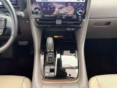Toyota Alphard Hybrid 2.5L Premium Edition - фото 10