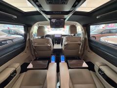Toyota Alphard Hybrid 2.5L Premium Edition - фото 18