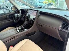 Toyota Alphard Hybrid 2.5L Premium Edition - фото 20