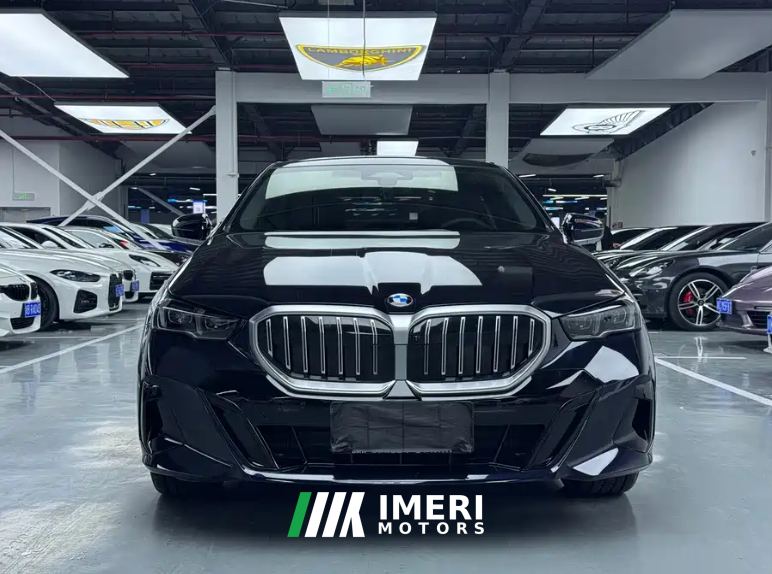 BMW 5 Series 530Li Premier Luxury Package - ავტომობილი ჩინეთიდან