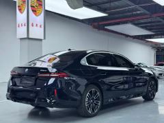BMW 5 Series 530Li Premier Luxury Package - ფოტო 20