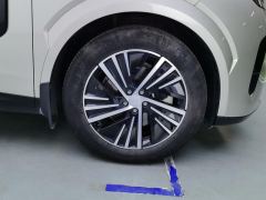 Lynk & Co 08 EM-P 1.5T 120km 2WD Long Range Pro - photo 6